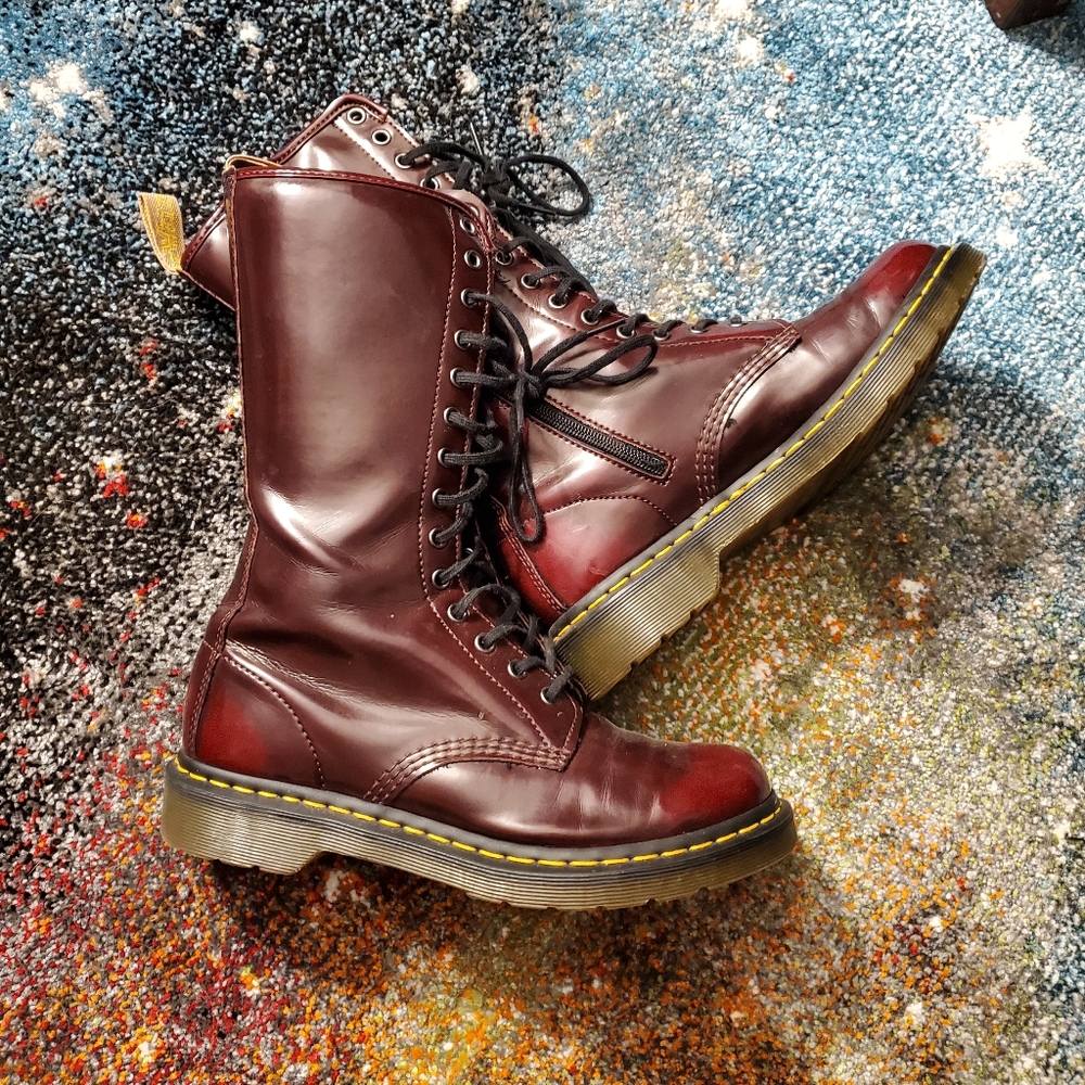 Doc Martens Boots - Black Cherry